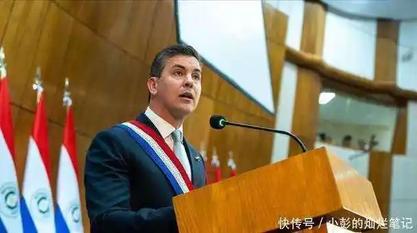 从绿茵场到召唤师峡谷：巴拉圭前锋跨界成为“普法先锋”